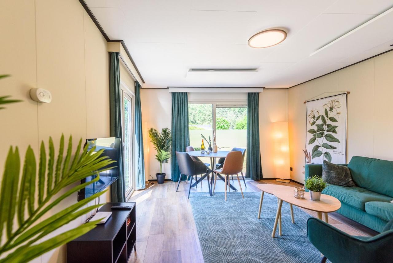 Chalet Met Eigen Tuin Aan De Veluwse Bosrand Putten Luaran gambar